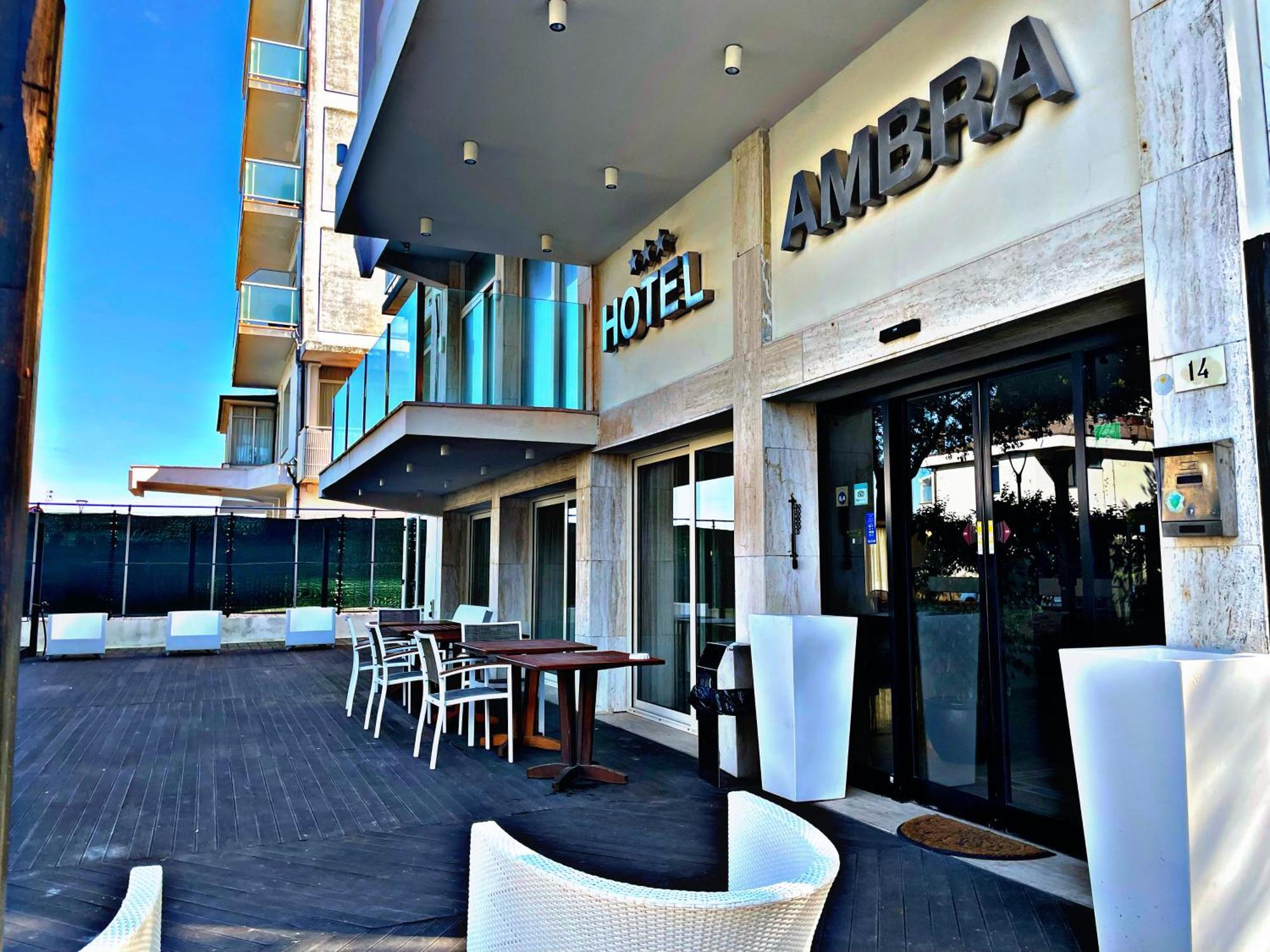 Hotel Ambra Milano Marittima Exterior foto